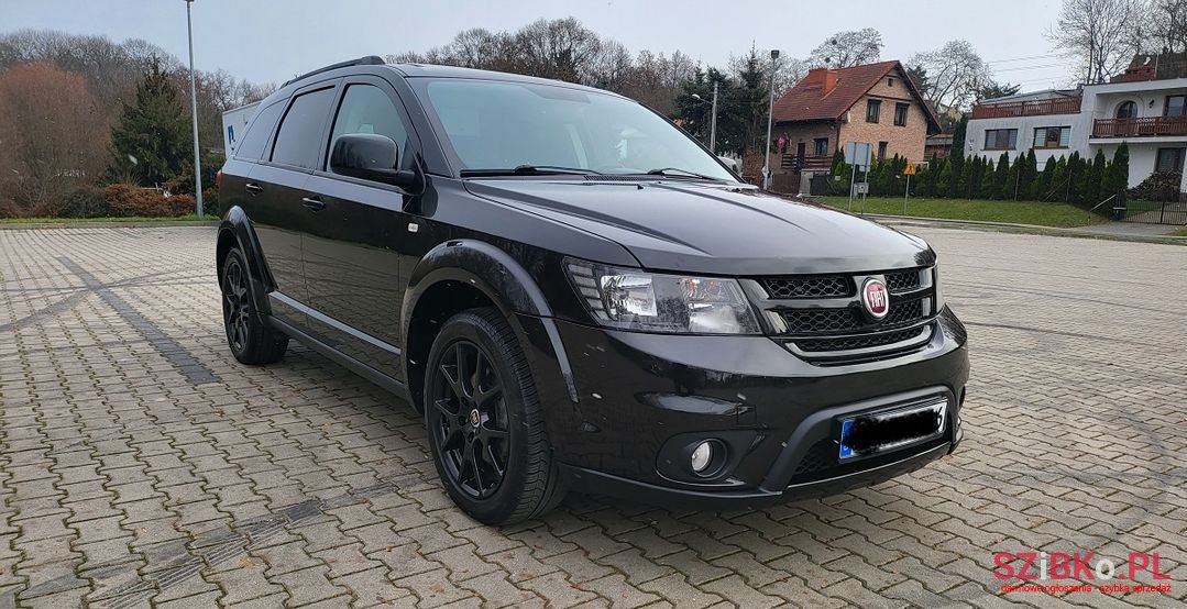 2014' Fiat Freemont photo #4