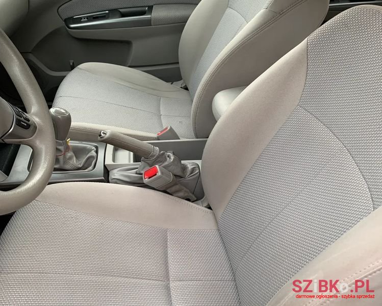 2010' Subaru Forester 2.5 X photo #2