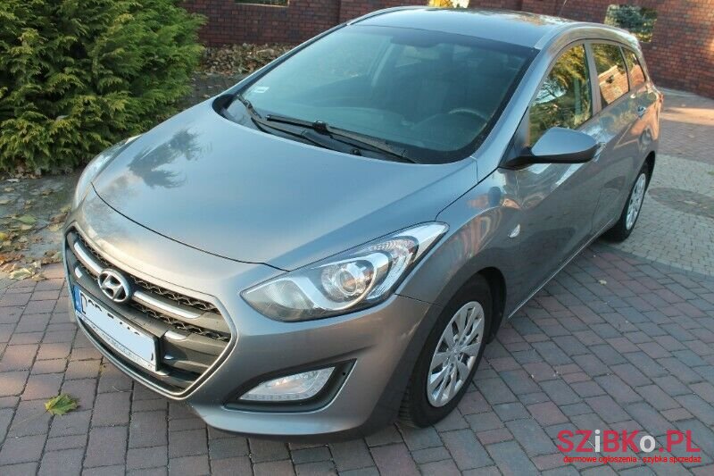 2015' Hyundai i30 photo #1