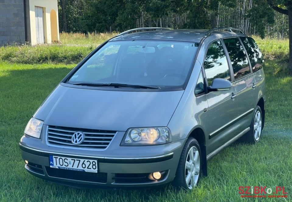 2004' Volkswagen Sharan photo #1