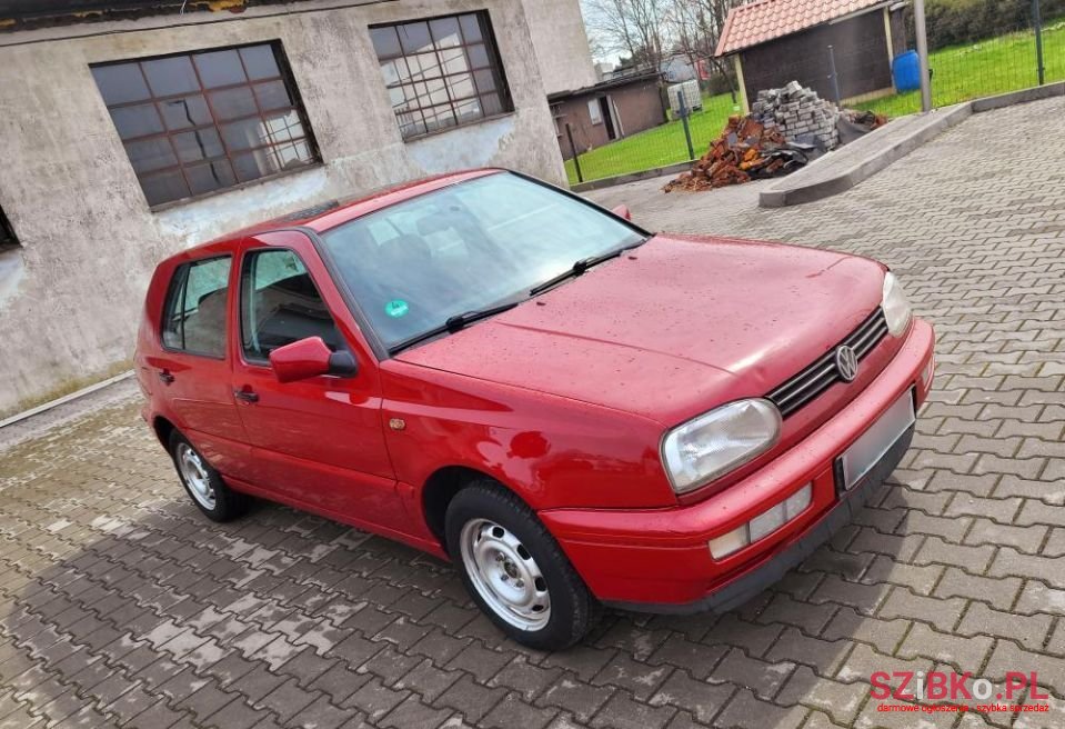 1997' Volkswagen Golf photo #3