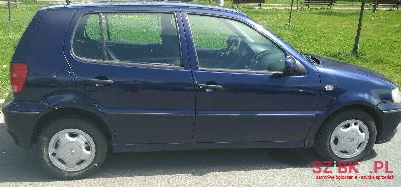 2000' Volkswagen Polo photo #1