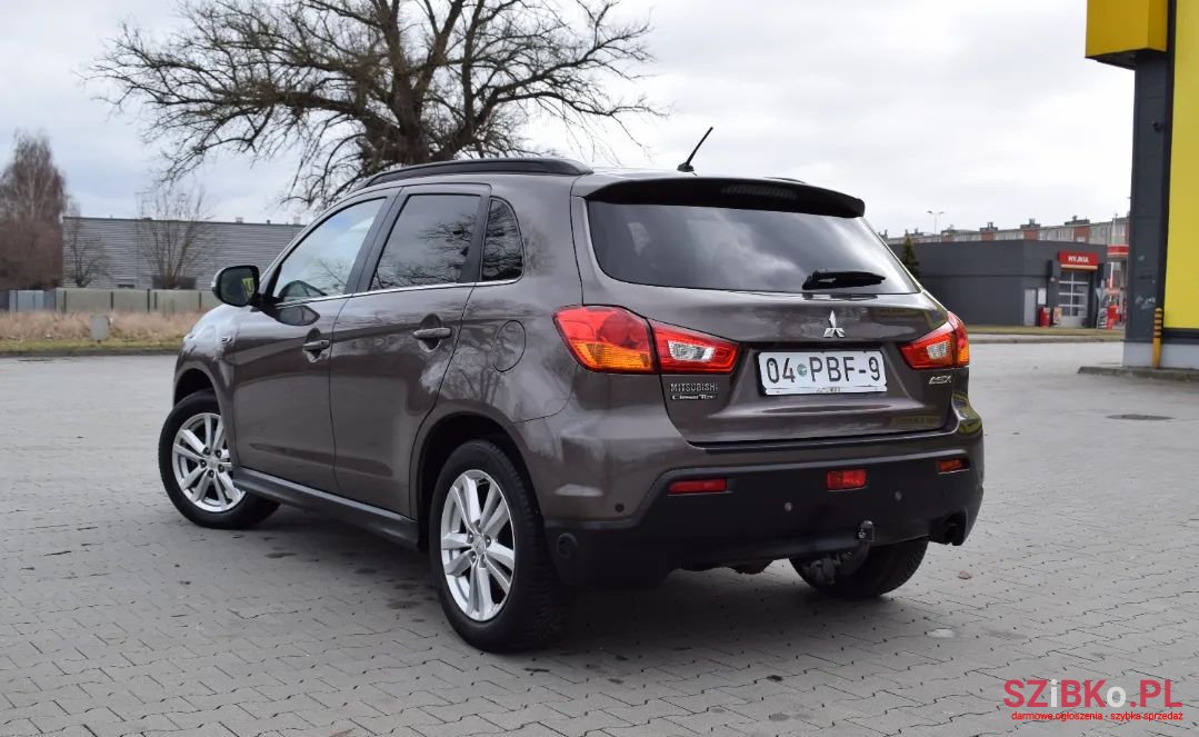 2011' Mitsubishi ASX photo #4