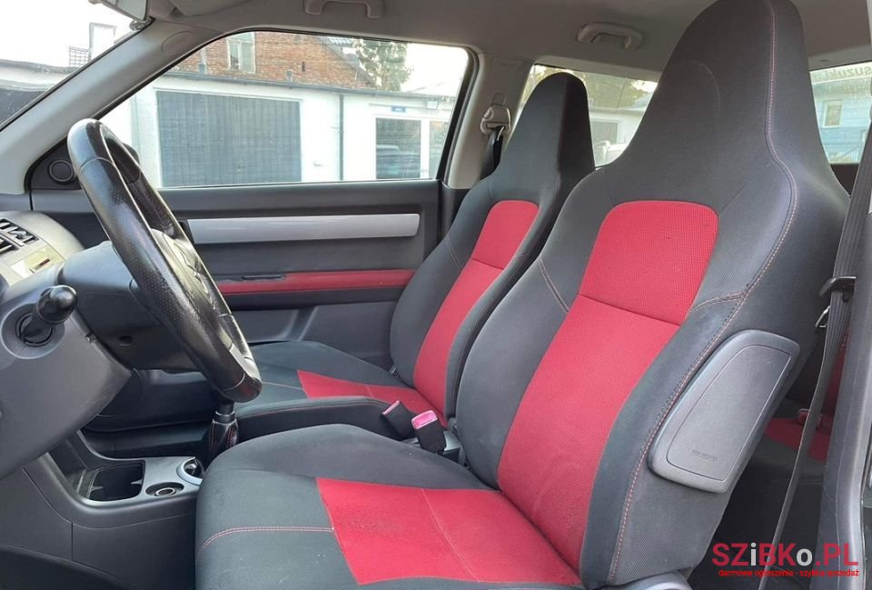 2007' Suzuki Swift photo #4