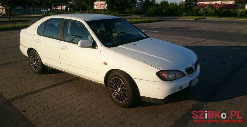 2001' Nissan Primera photo #1