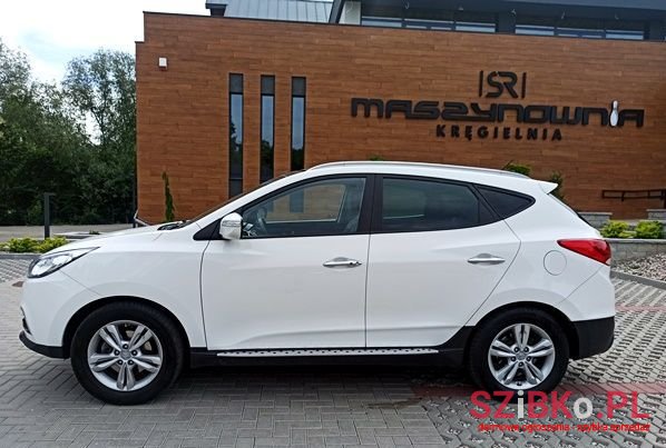 2011' Hyundai ix35 photo #6