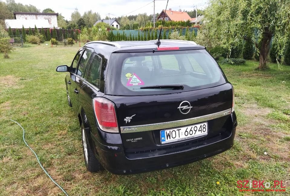 2005' Opel Astra photo #3