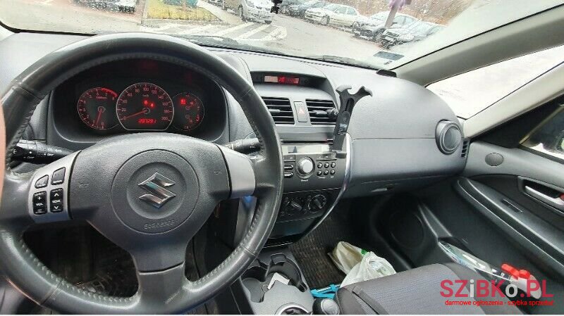 2008' Suzuki SX4 photo #5