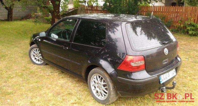 1999' Volkswagen Golf photo #1