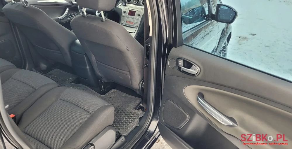 2007' Ford S-Max photo #2