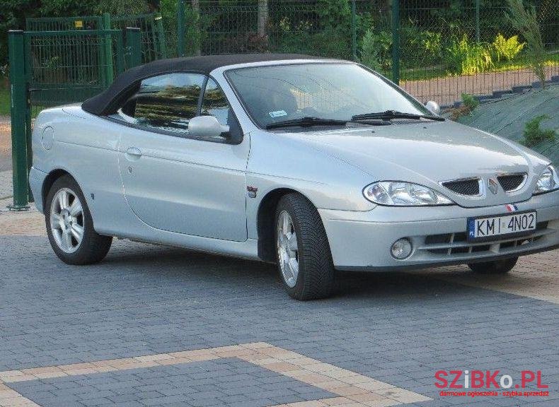 2001' Renault Megane photo #1