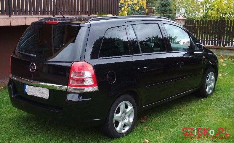 2008' Opel Zafira photo #1