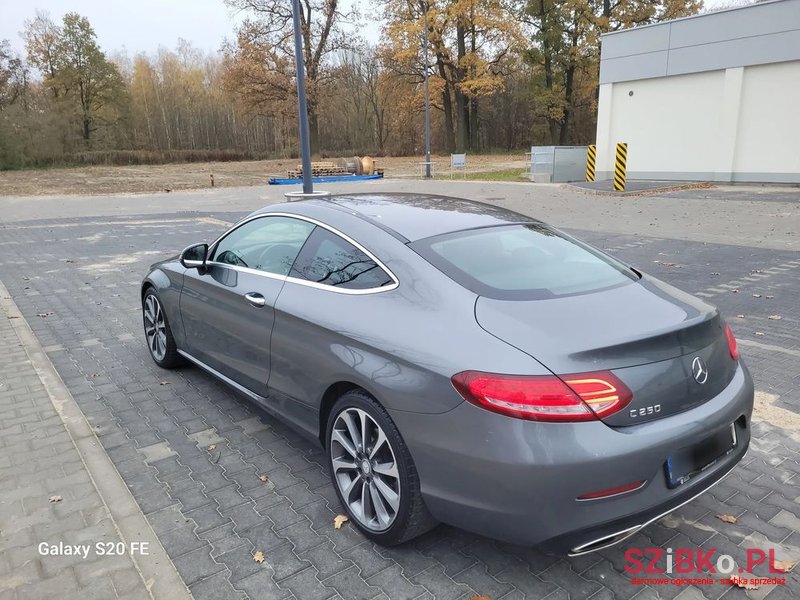 2016' Mercedes-Benz C-Class photo #4