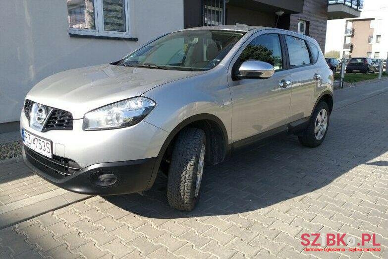 2013' Nissan Qashqai photo #1