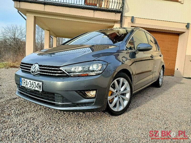 2017' Volkswagen Golf photo #1