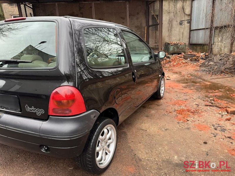 2002' Renault Twingo 1.2 16V Initiale photo #6