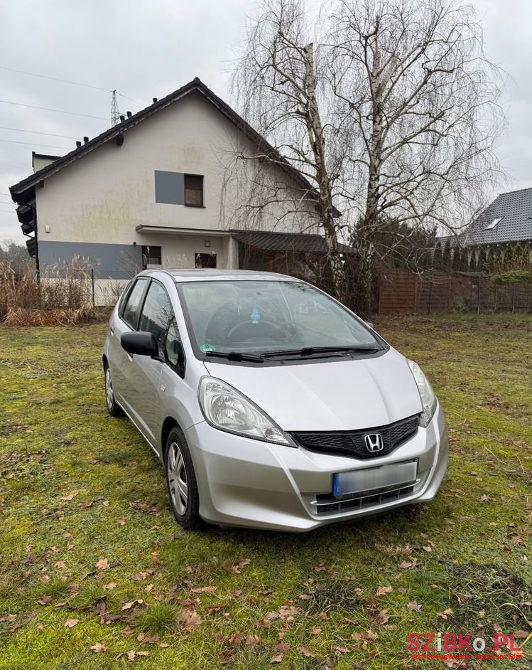 2013' Honda Jazz photo #2