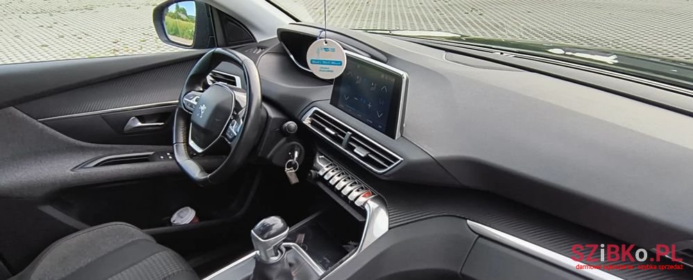 2017' Peugeot 3008 photo #5
