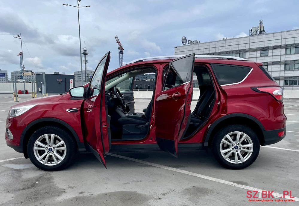 2017' Ford Kuga photo #3