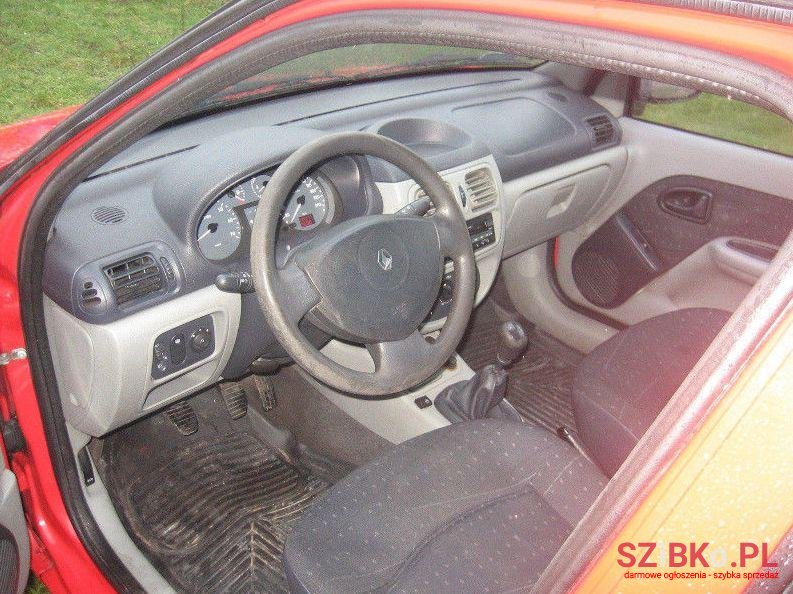 2003' Renault Thalia photo #1