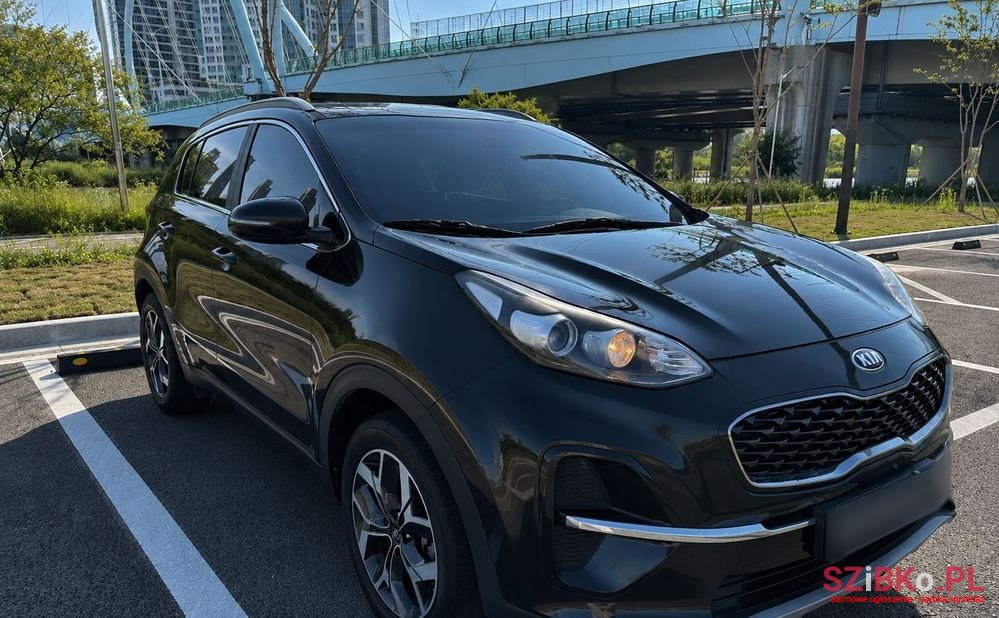 2020' Kia Sportage photo #2