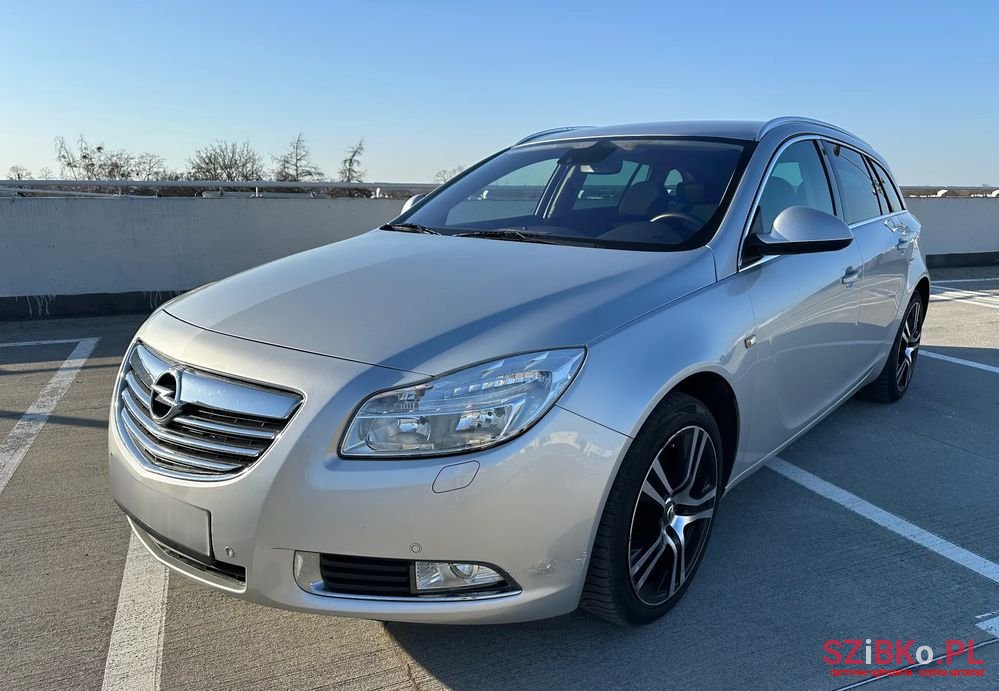 2011' Opel Insignia 2.0 Cdti photo #3