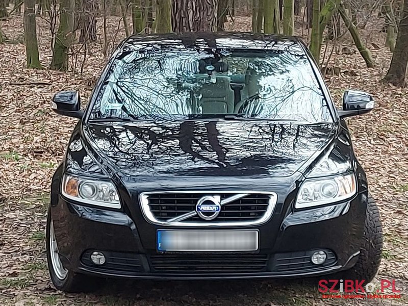 2011' Volvo S40 photo #3