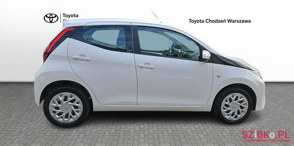 2021' Toyota Aygo photo #5