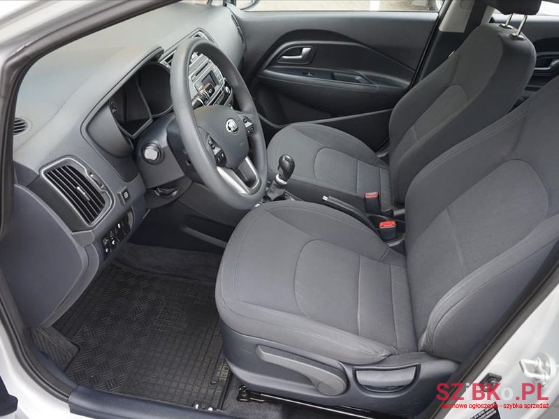 2016' Kia Rio 1.4 L photo #4