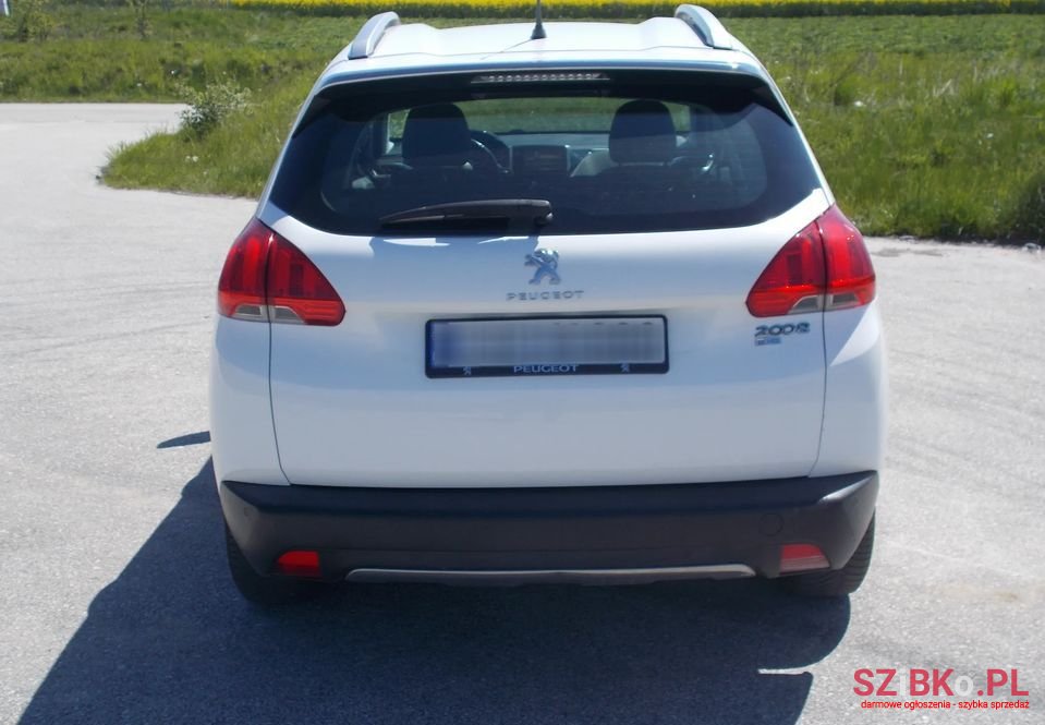 2013' Peugeot 2008 photo #4
