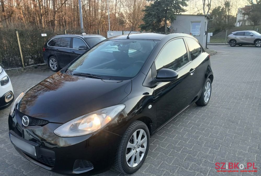 2010' Mazda 2 1.3 Mzr Prime-Line photo #2