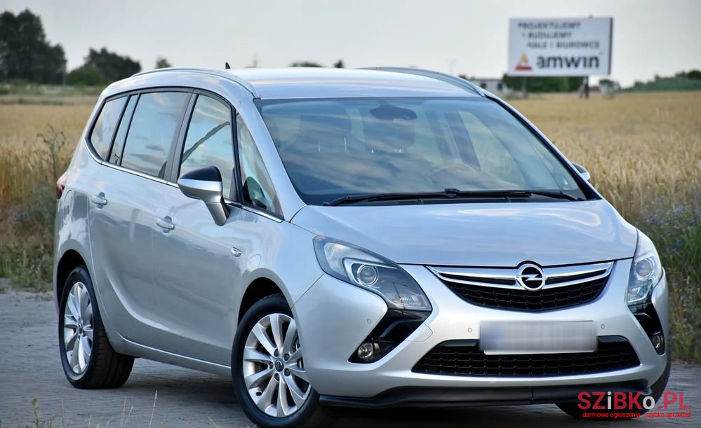 2014' Opel Zafira Tourer 1.4 photo #4