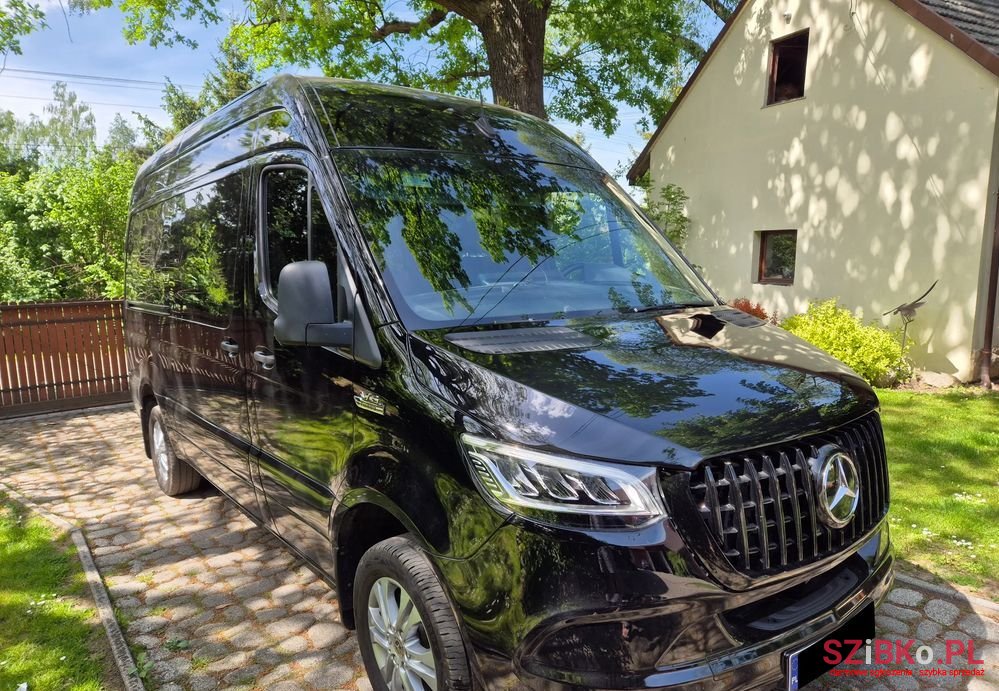 2019' Mercedes-Benz Sprinter photo #3