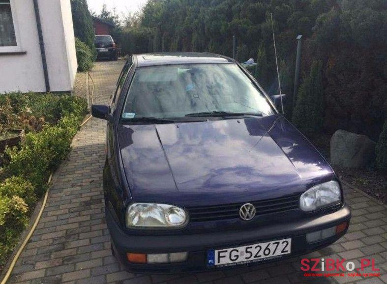 1995' Volkswagen Golf photo #1