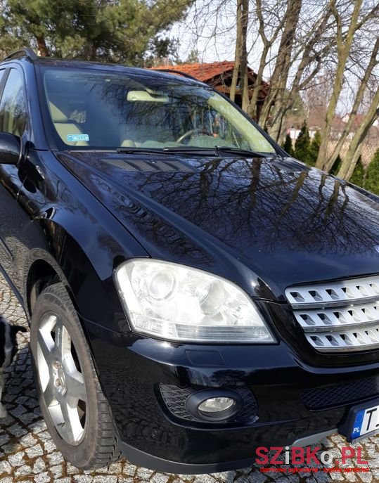 2005' Mercedes-Benz Ml photo #4