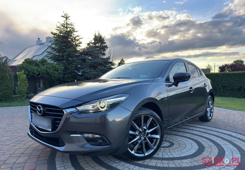 2017' Mazda 3 photo #2