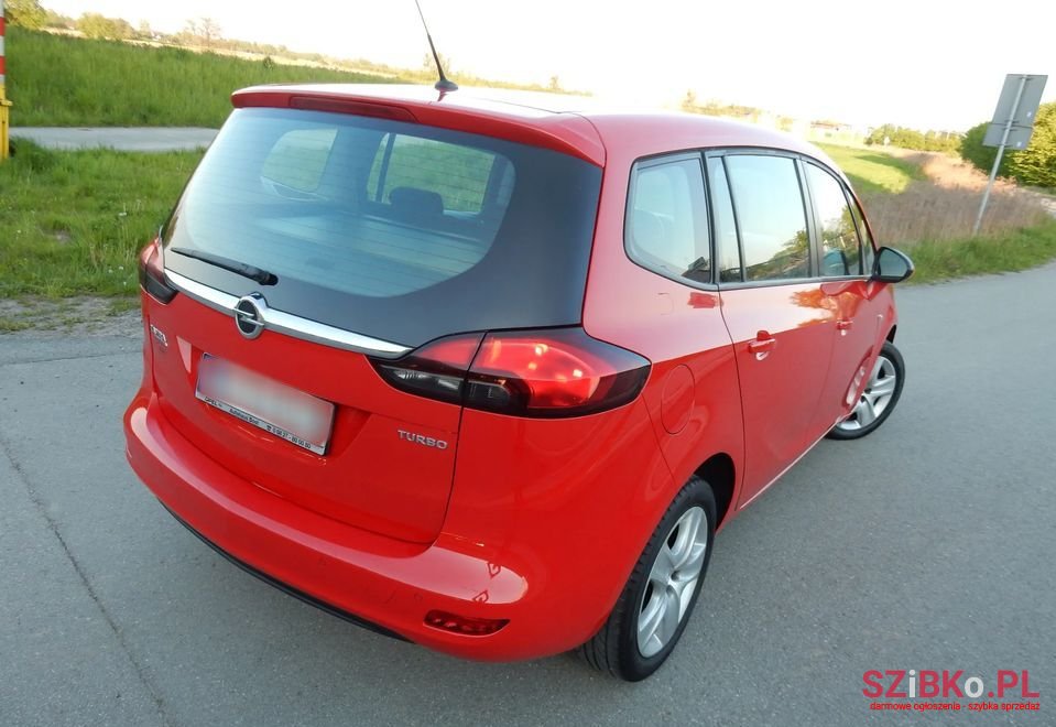2016' Opel Zafira photo #6