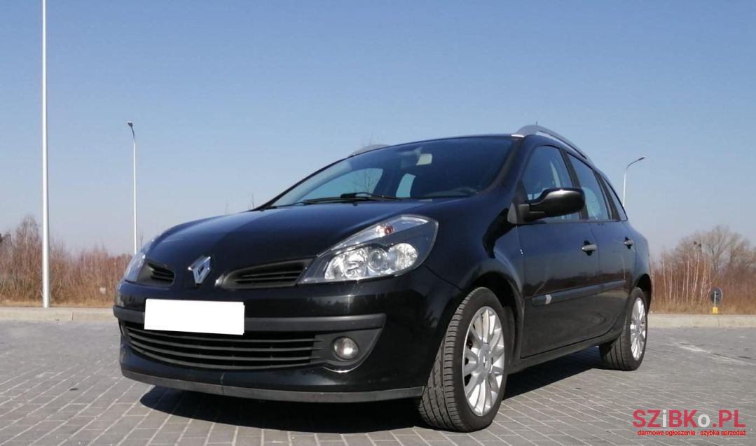 2008' Renault Clio photo #1