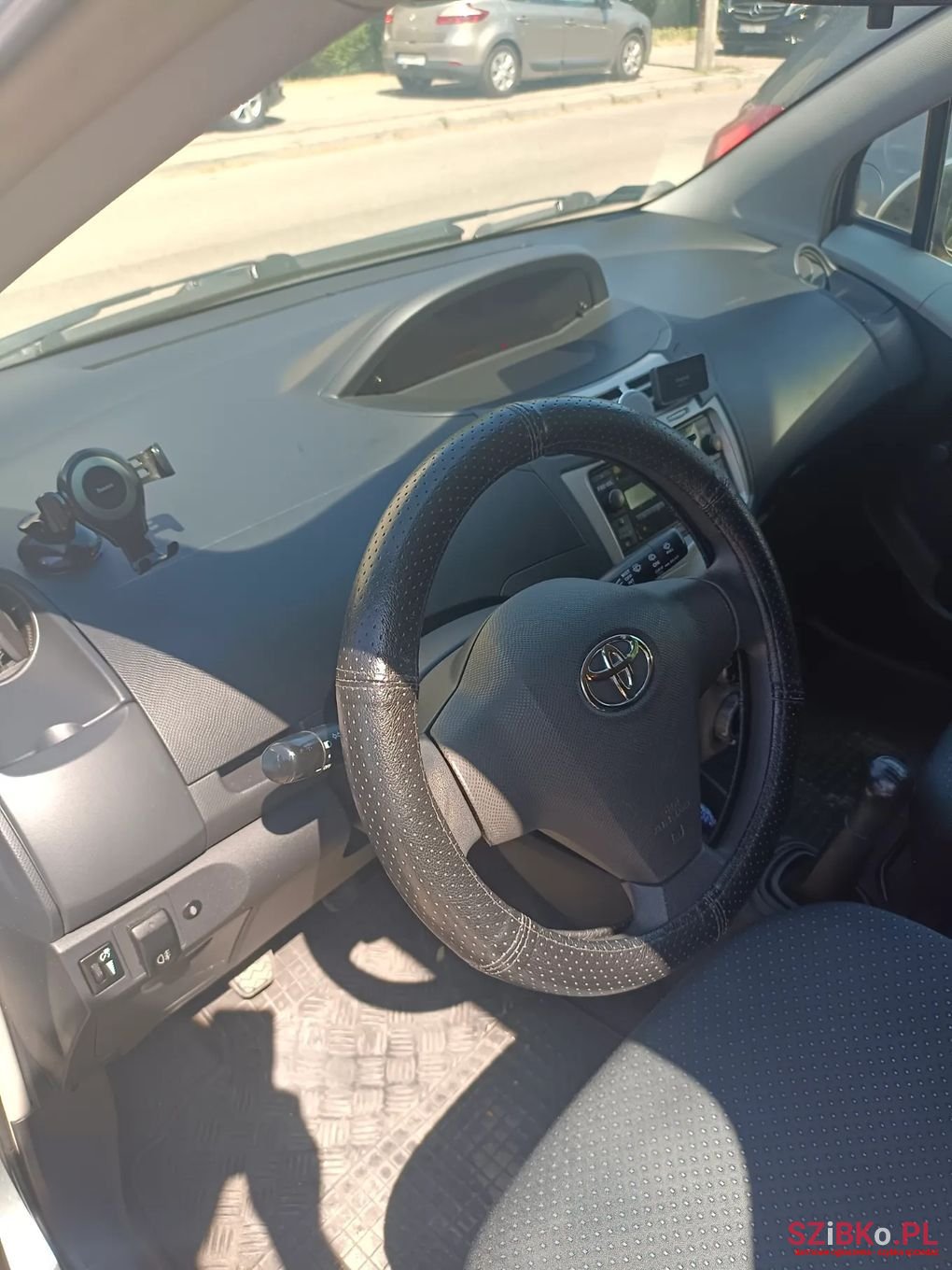 2007' Toyota Yaris photo #6