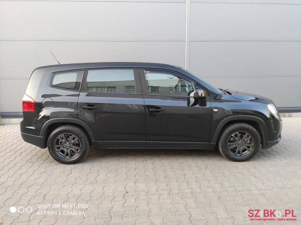 2011' Chevrolet Orlando photo #2