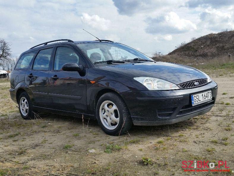 2002' Ford Focus photo #1