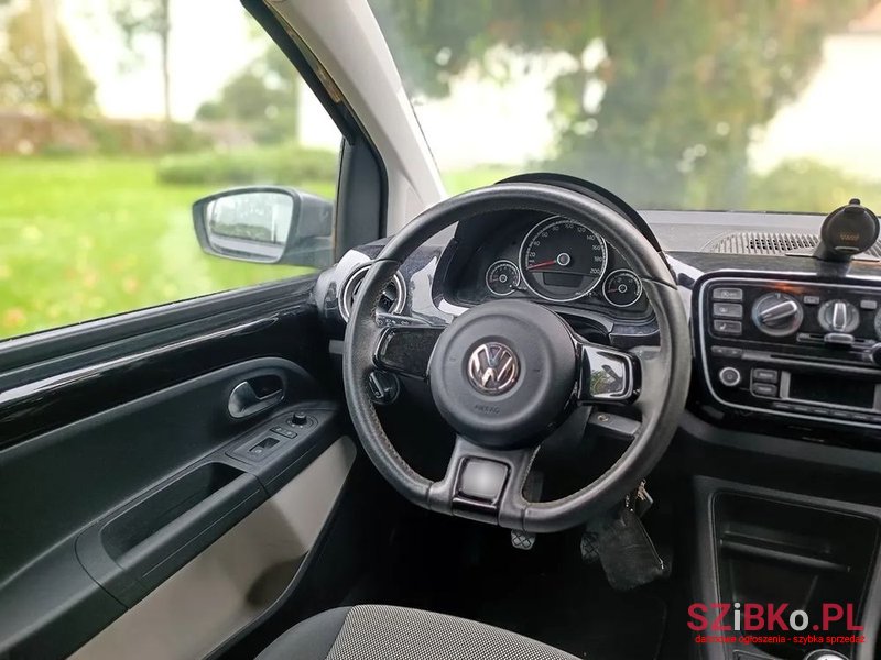 2014' Volkswagen Up! photo #6