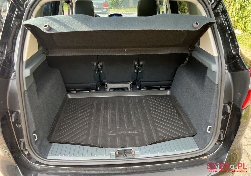 2014' Ford C-MAX photo #6