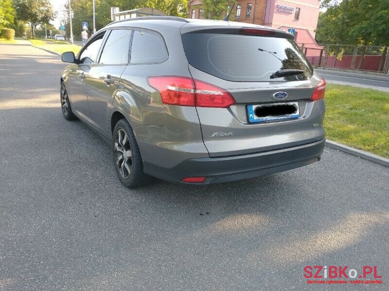 2015' Ford Focus photo #3