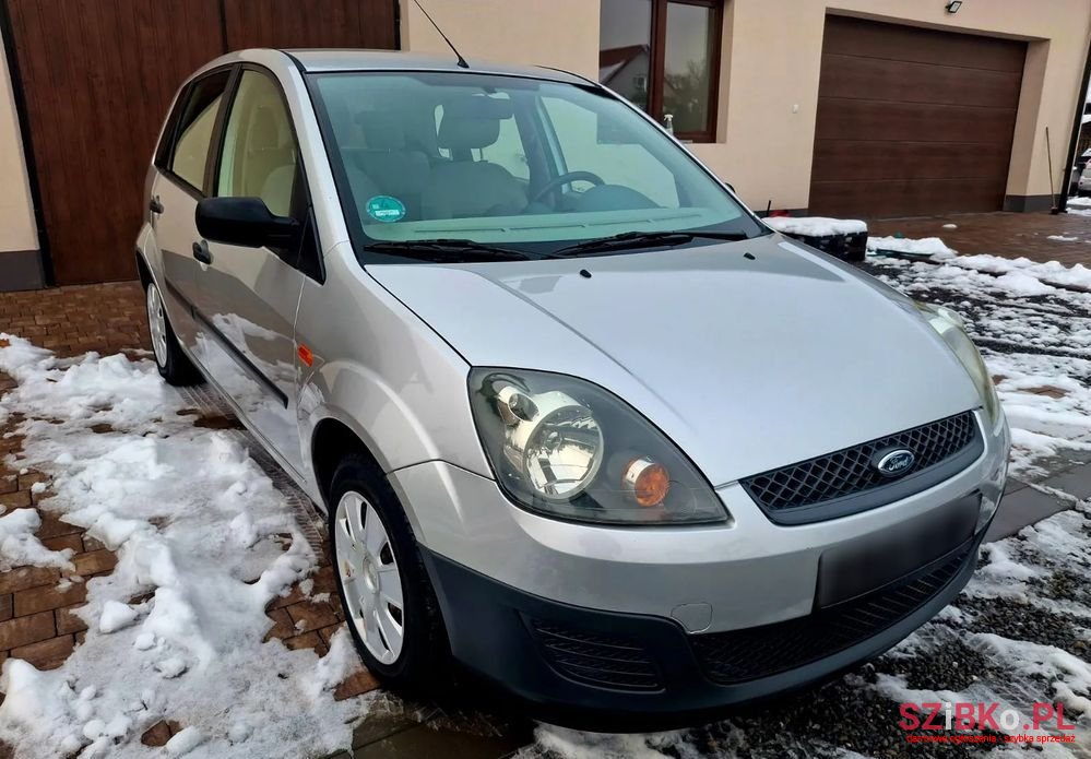 2007' Ford Fiesta 1.6 Connection photo #1