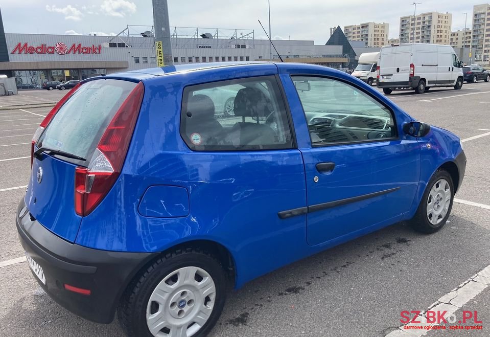 2005' Fiat Punto photo #1