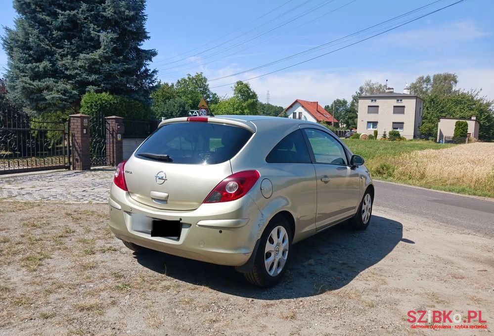 2010' Opel Corsa 1.2 16V Cosmo photo #4