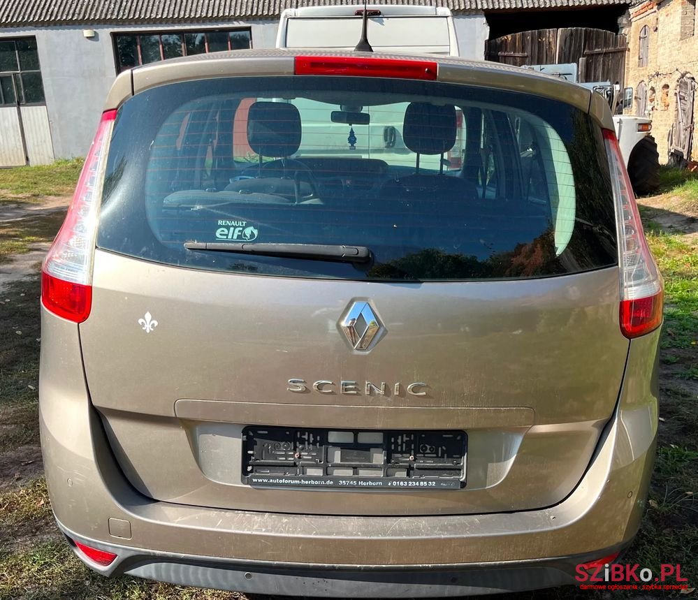 2009' Renault Grand Scenic photo #3