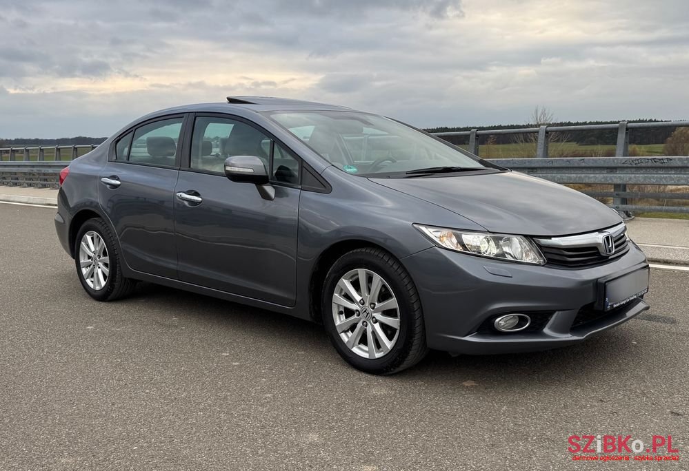 2012' Honda Civic 1.8 Executive I-Shift photo #3