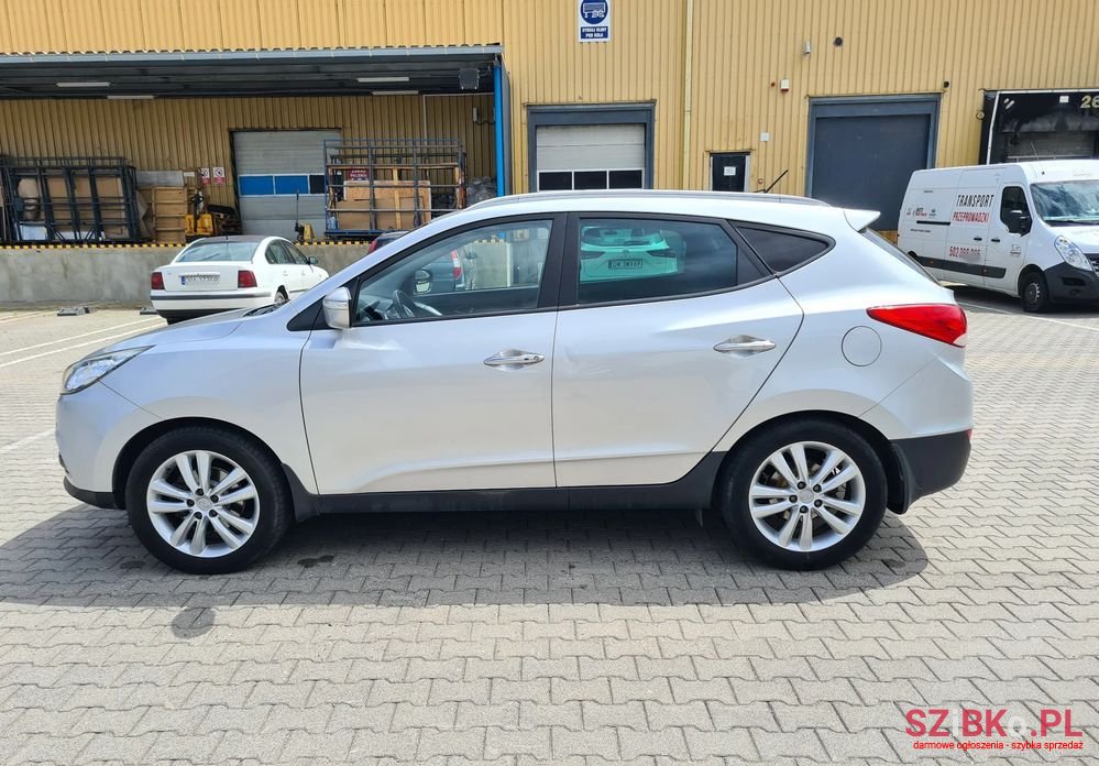 2012' Hyundai ix35 2.0 Crdi Style photo #4